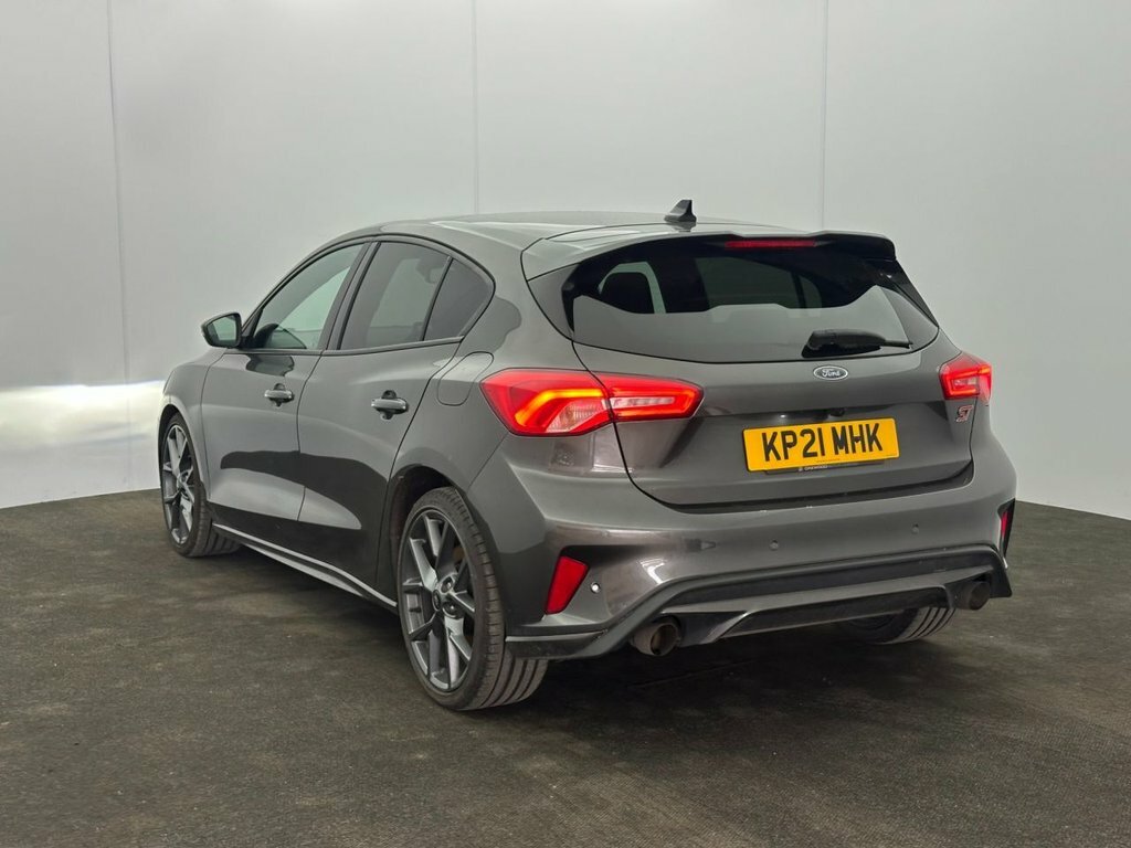 Ford Focus 2L St Grey #4