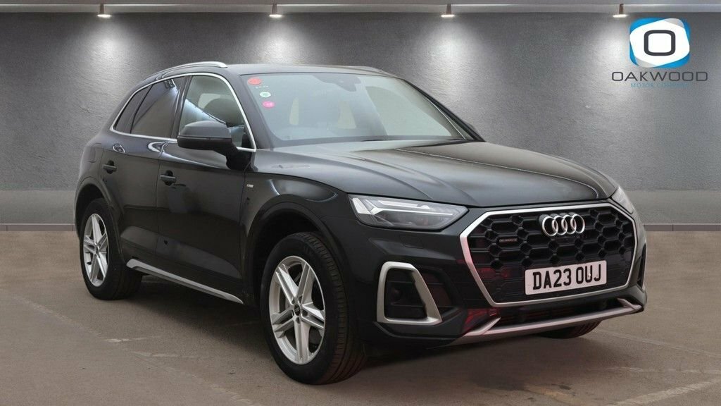 Audi Q5 2L S Line Black