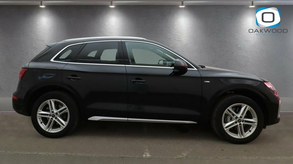 Audi Q5 2L S Line DA23OUJ Black #5