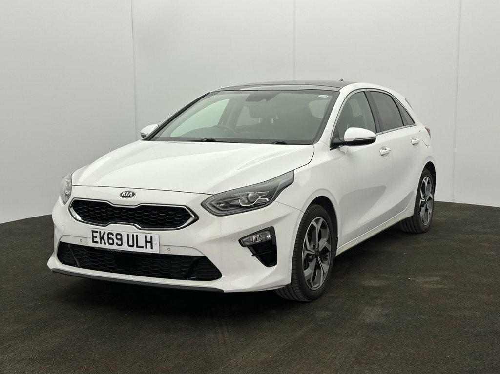 Kia Ceed 1.4L First Edition EK69ULH White #2