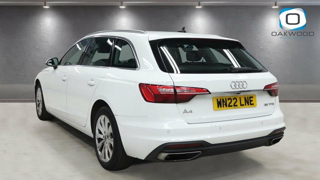 Audi A4 Avant 2L Technik WN22LNE White #3