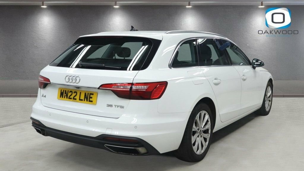 Audi A4 Avant 2L Technik WN22LNE White #4