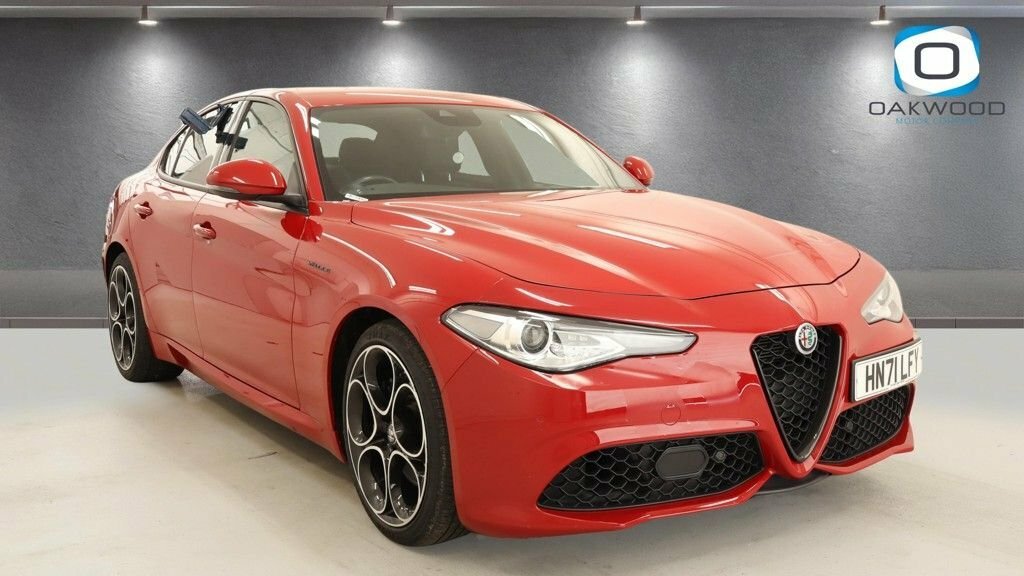 Alfa Romeo Giulia 2L Veloce Red