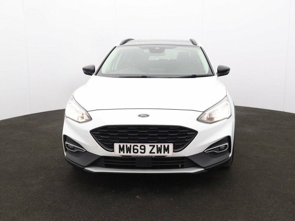 Ford Focus 1L Active MW69ZWM White #2
