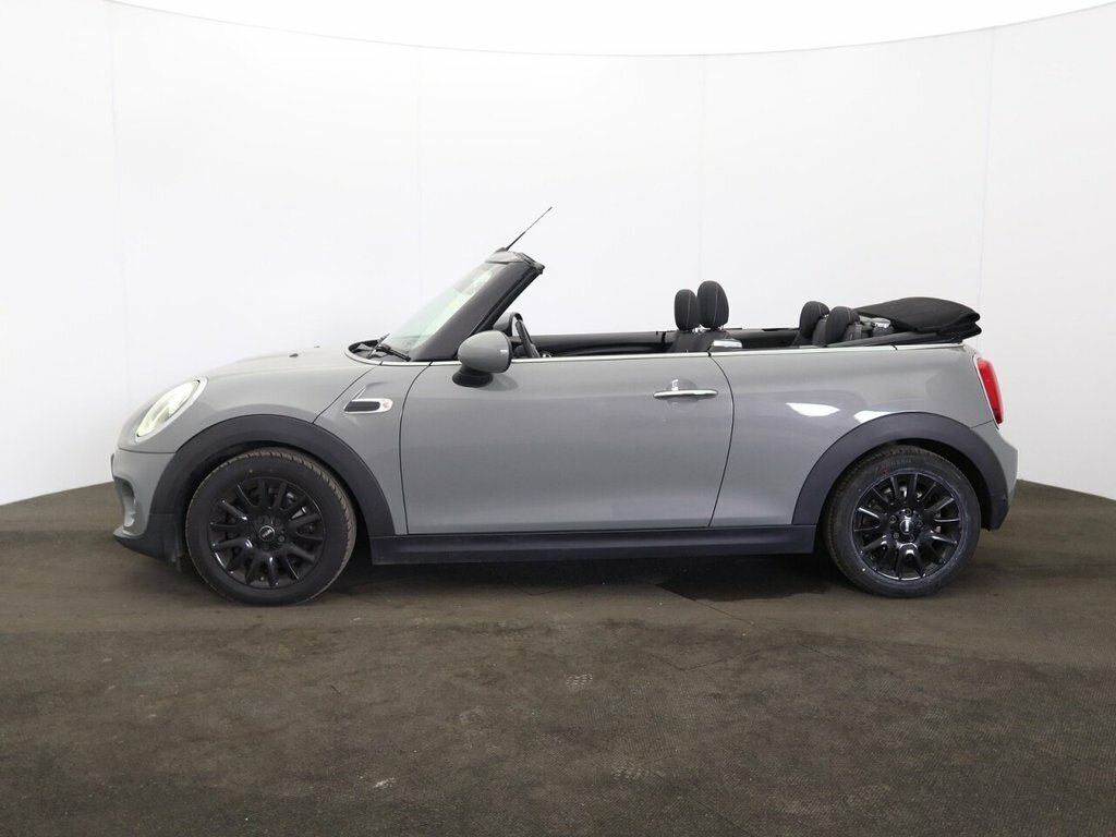 Mini Convertible 1.5L Cooper Classic VN19FLJ Grey #4
