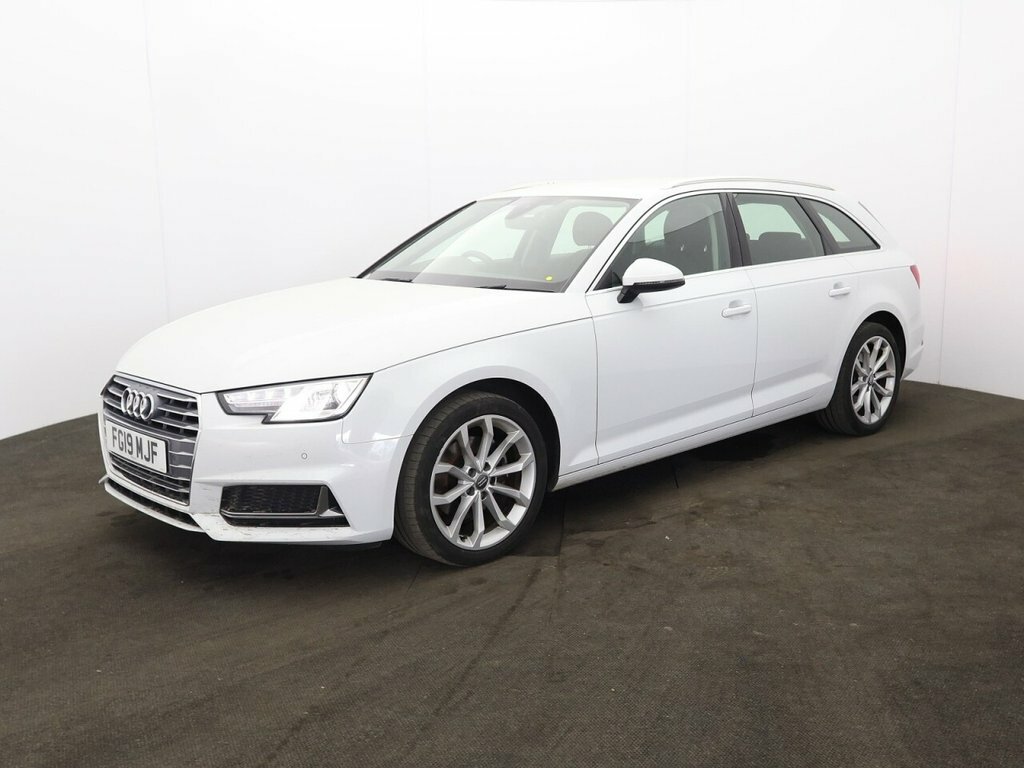 Audi A4 Avant 2L Sport FG19MJF White #3
