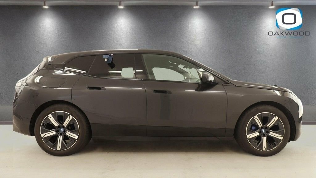 BMW iX Suv RF72LBV Grey #5