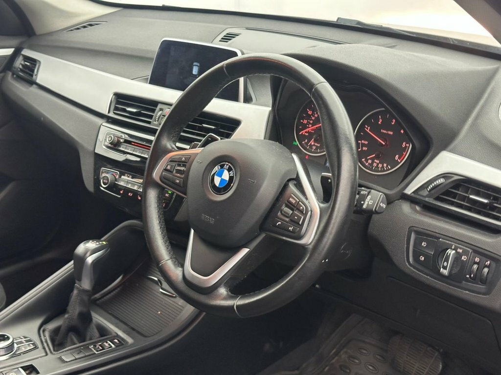 BMW X1 2L Se MK18FNO Grey #5