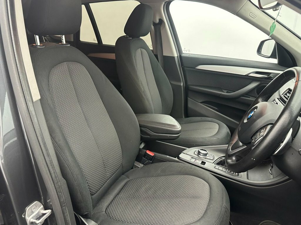 BMW X1 2L Se MK18FNO Grey #6