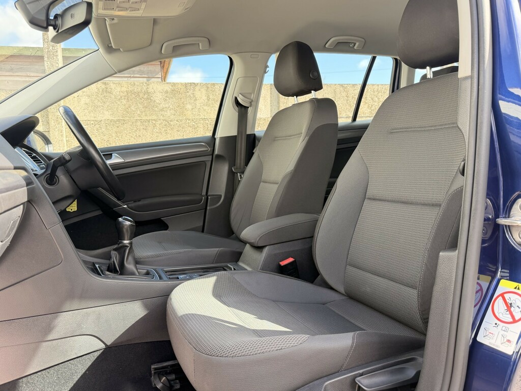 Volkswagen Golf Estate 1.6 Tdi Se Nav 201818 YD18YZF Blue #4