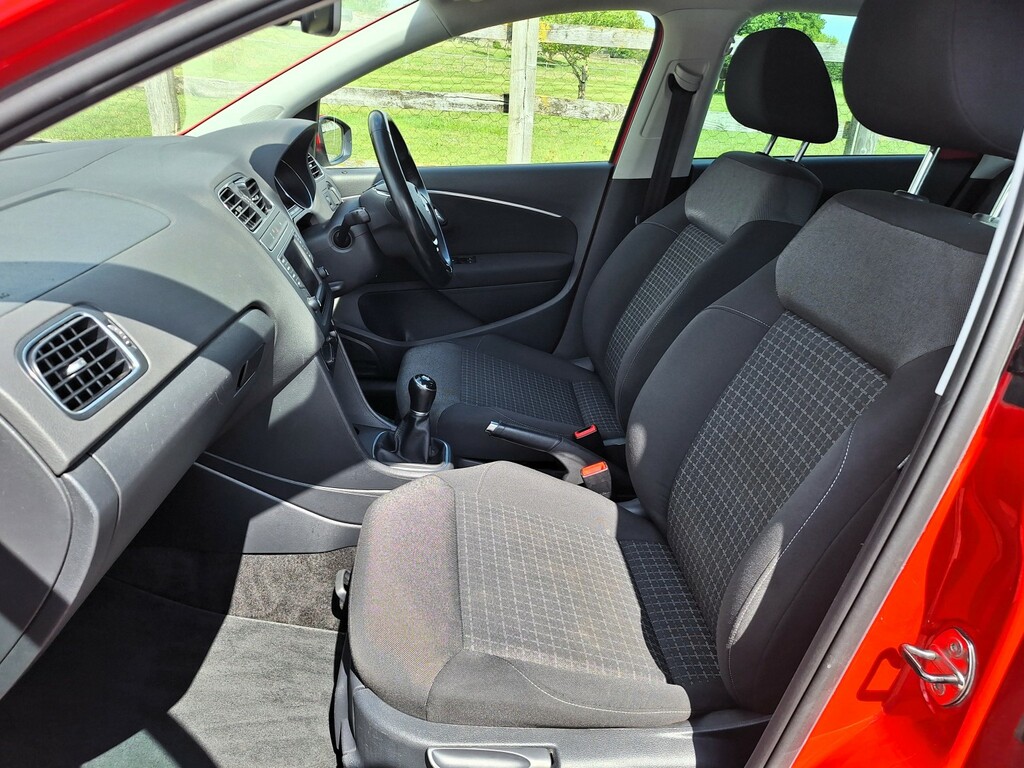 Volkswagen Polo Hatchback 1.2 Tsi Bluemotion Tech Match Edition 2 YL17XKW Red #5