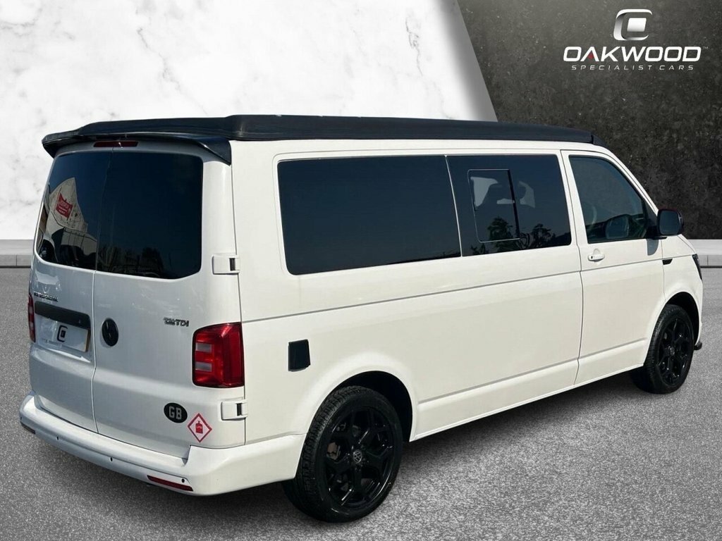 Volkswagen Transporter 2L Startline GL66UXN White #4
