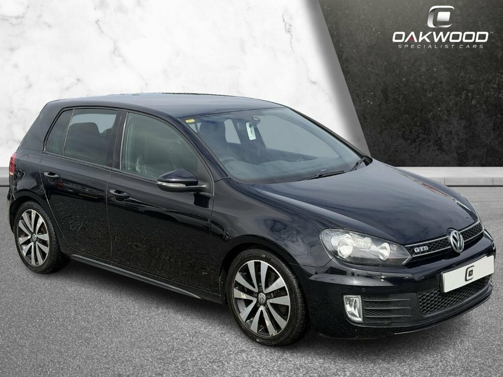 Volkswagen Golf 2L Gtd Black