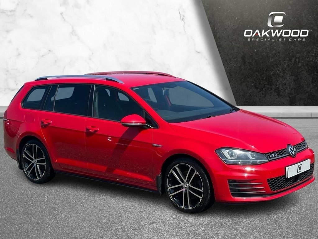 Volkswagen Golf 2L Gtd Red