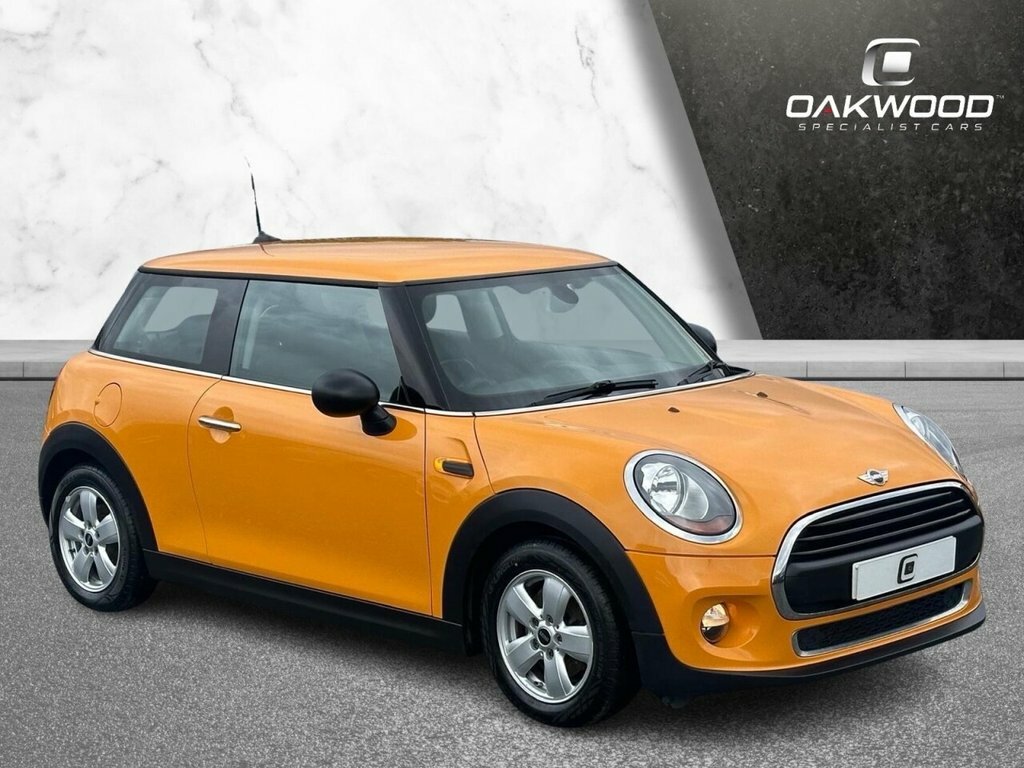Mini Hatch 1.2L One Orange