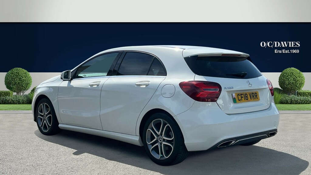 Mercedes-Benz A Class 1.6 A160 Sport Edition Hatchback 7G-dct CF18VRR White #3