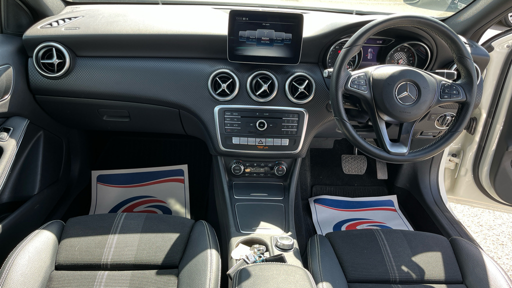 Mercedes-Benz A Class 1.6 A160 Sport Edition Hatchback 7G-dct CF18VRR White #5
