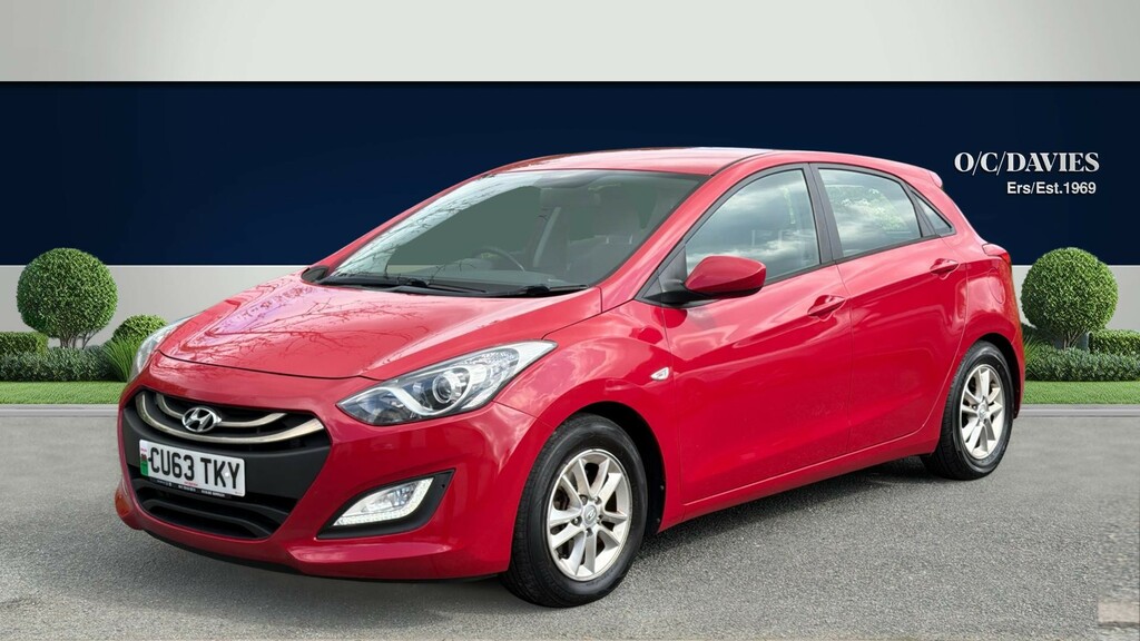 Hyundai I30 1.6 Crdi Active Hatchback Euro 5 Red #4