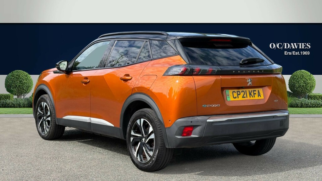 Peugeot e-2008 50Kwh Gt Suv 136 Ps CP21KFA Orange #3