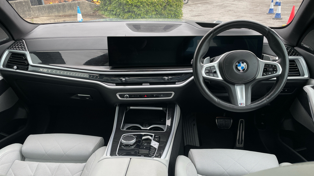 BMW X5 Suv WG24VSZ Grey #4