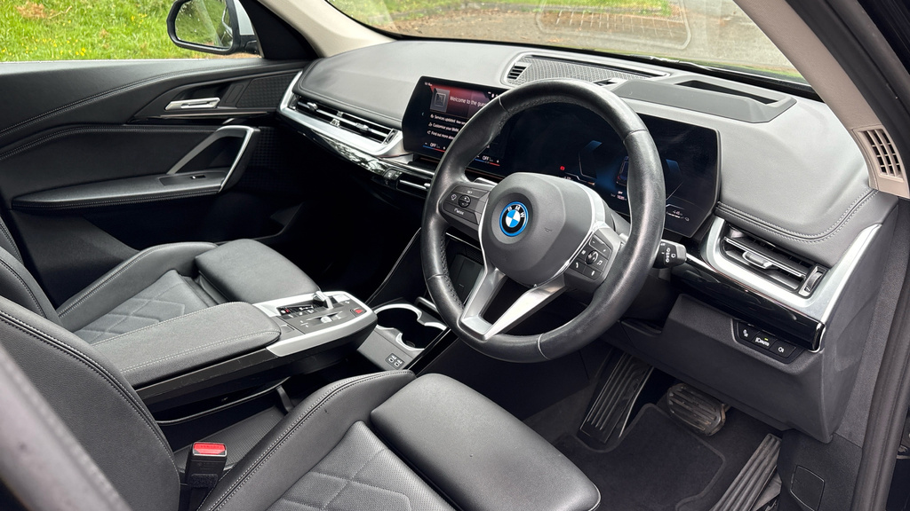 BMW X1 Suv WG23HKE Black #6