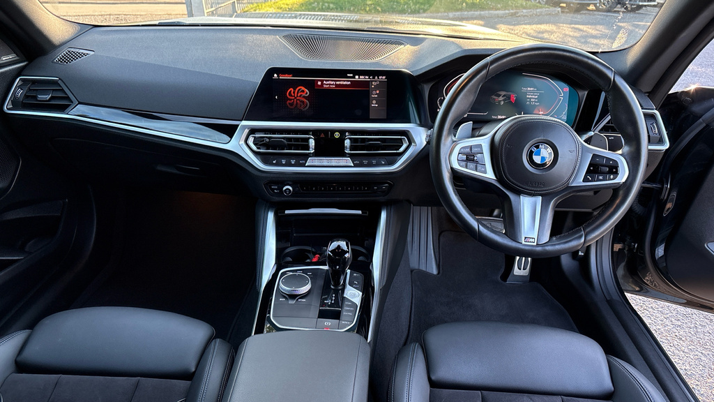 BMW 2 Series Coupe WG22FVE Black #4