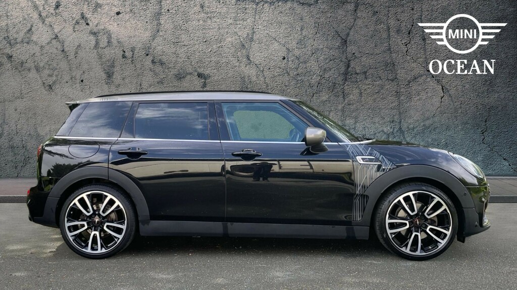 Mini Clubman Petrol YG22VBV Black #3