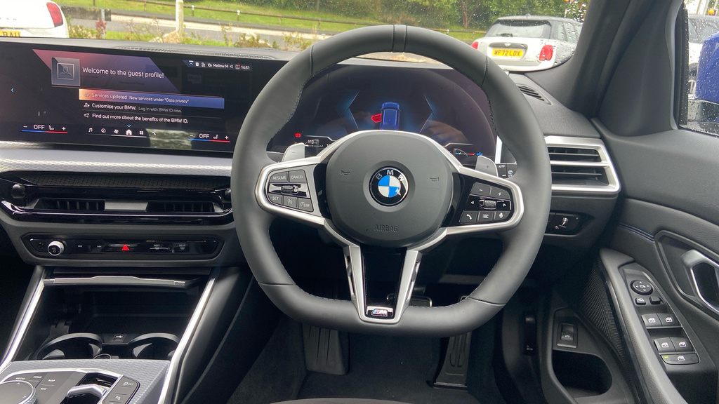 BMW 3 Series Estate Blue #5