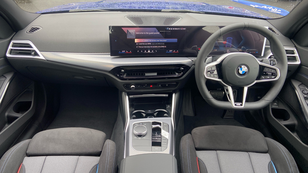 BMW 3 Series Estate Blue #4
