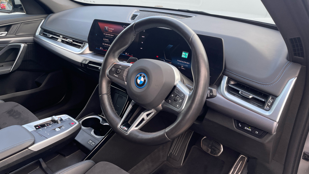 BMW iX1 Suv LP73WNL Silver #6
