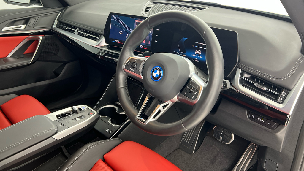 BMW iX1 Suv YF25ZYC White #6