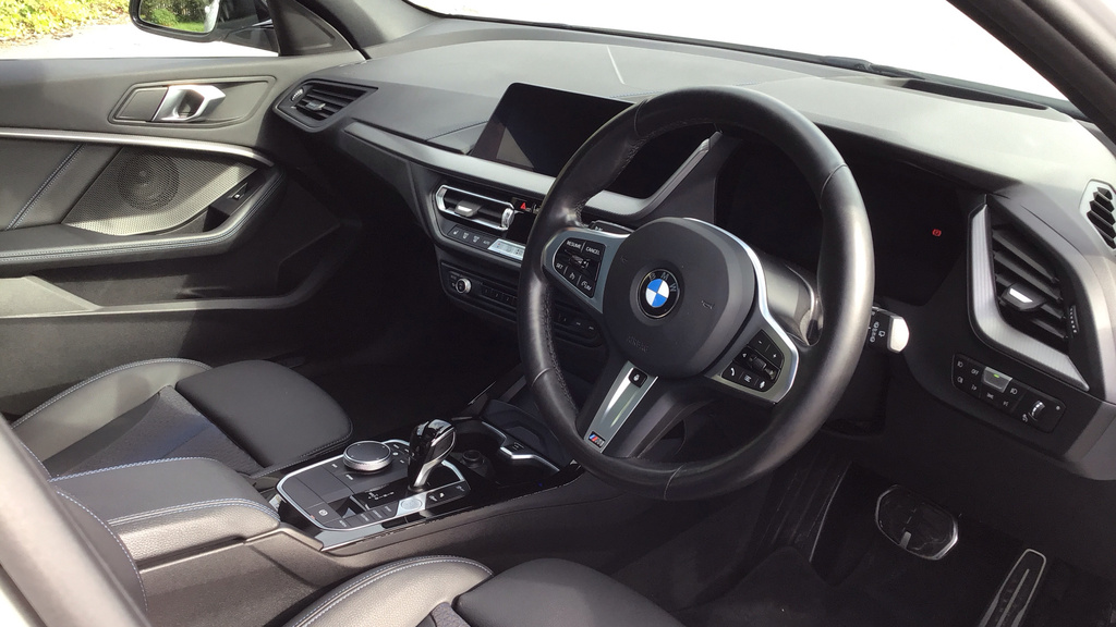 BMW 1 Series Sports WK73ZSN White #6