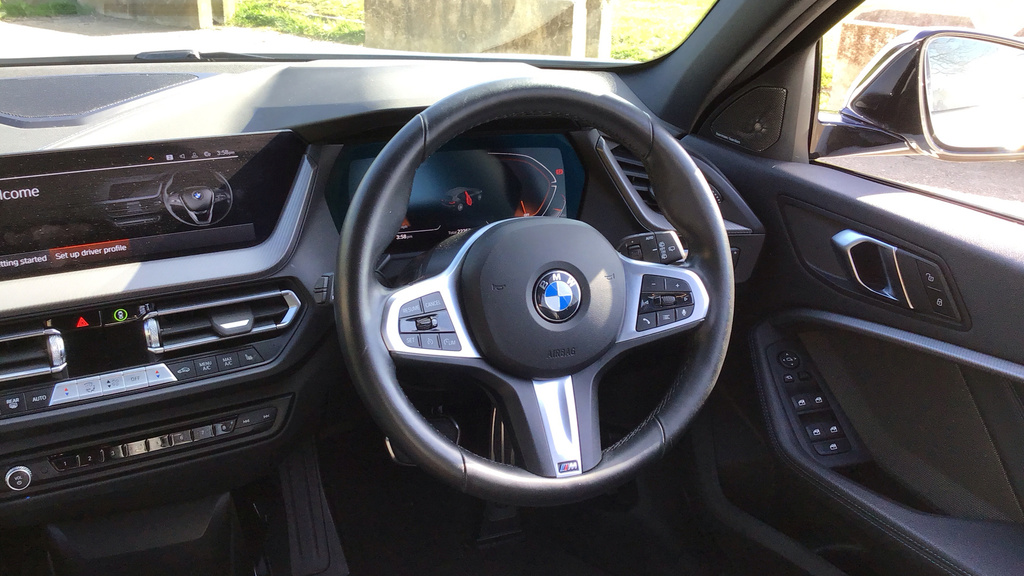 BMW 1 Series Sports WL24GRX White #5