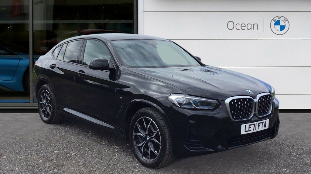 BMW X4 Sports Black