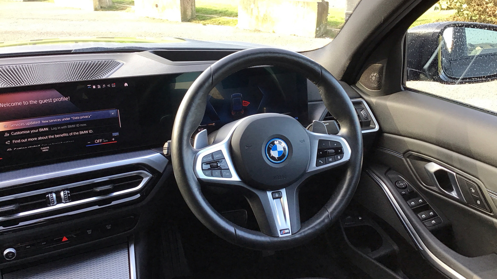BMW 3 Series Saloon WA24TXC Black #5