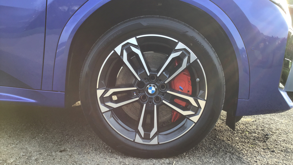 BMW iX2 Suv White #14