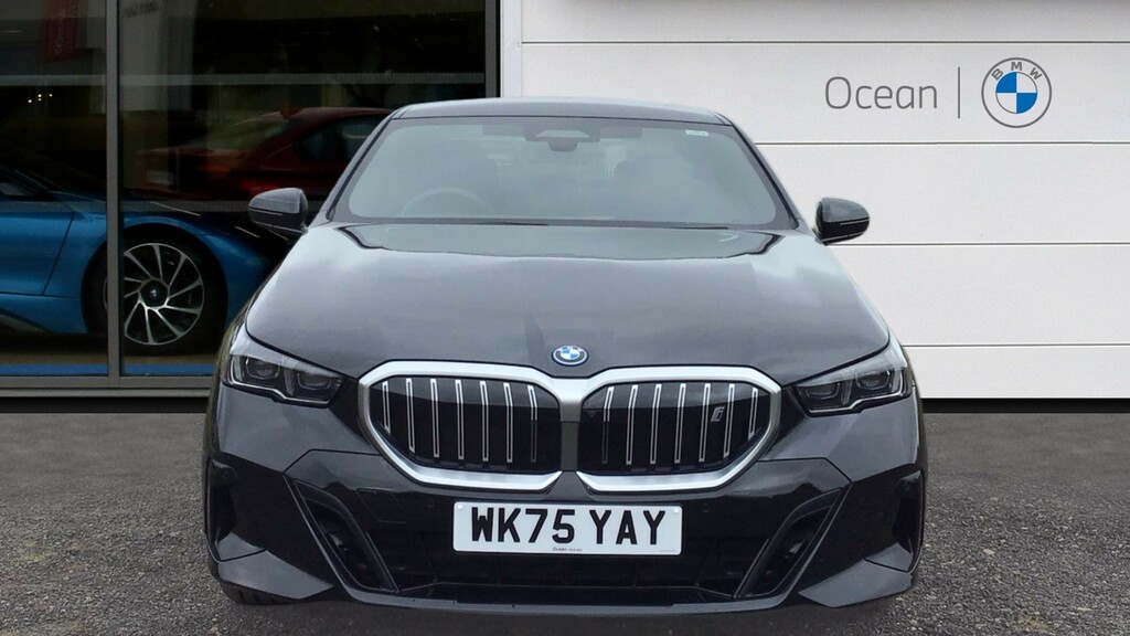 BMW i5 Saloon Grey #16