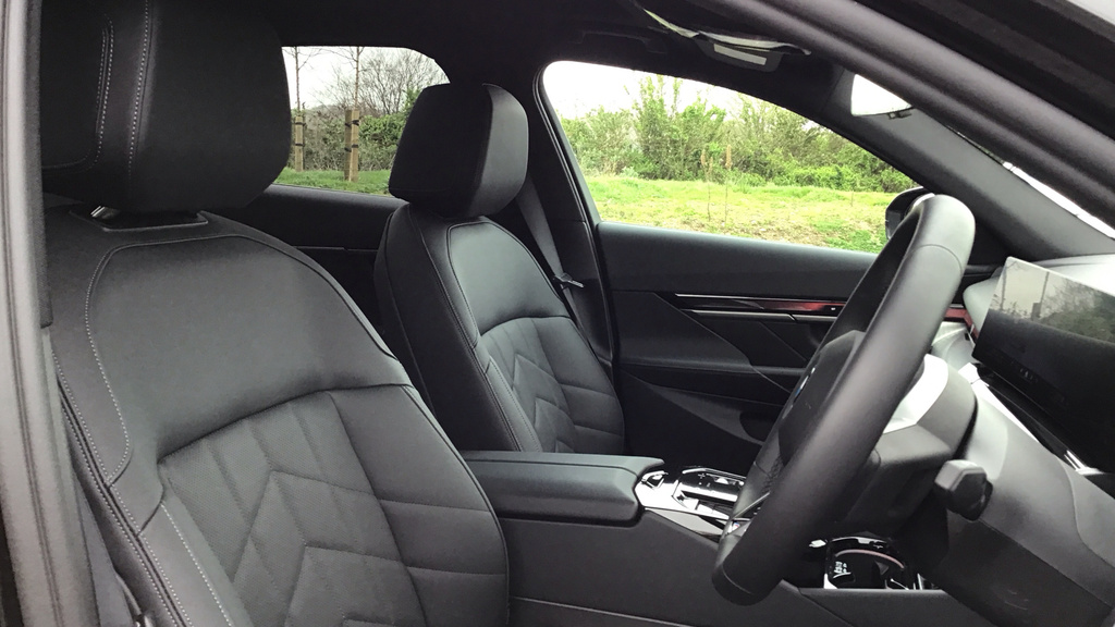 BMW i5 Saloon Grey #21