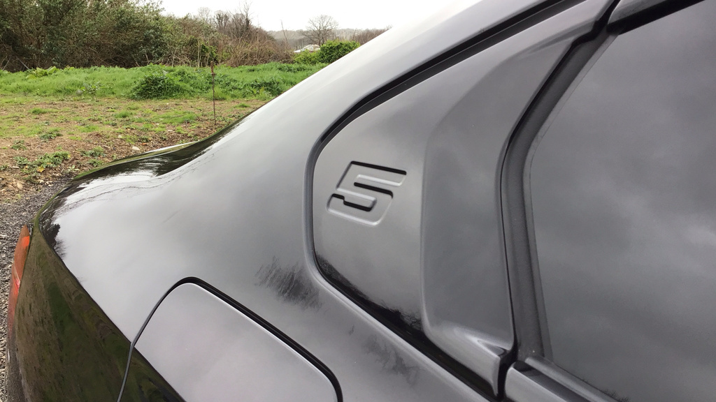 BMW i5 Saloon Grey #38