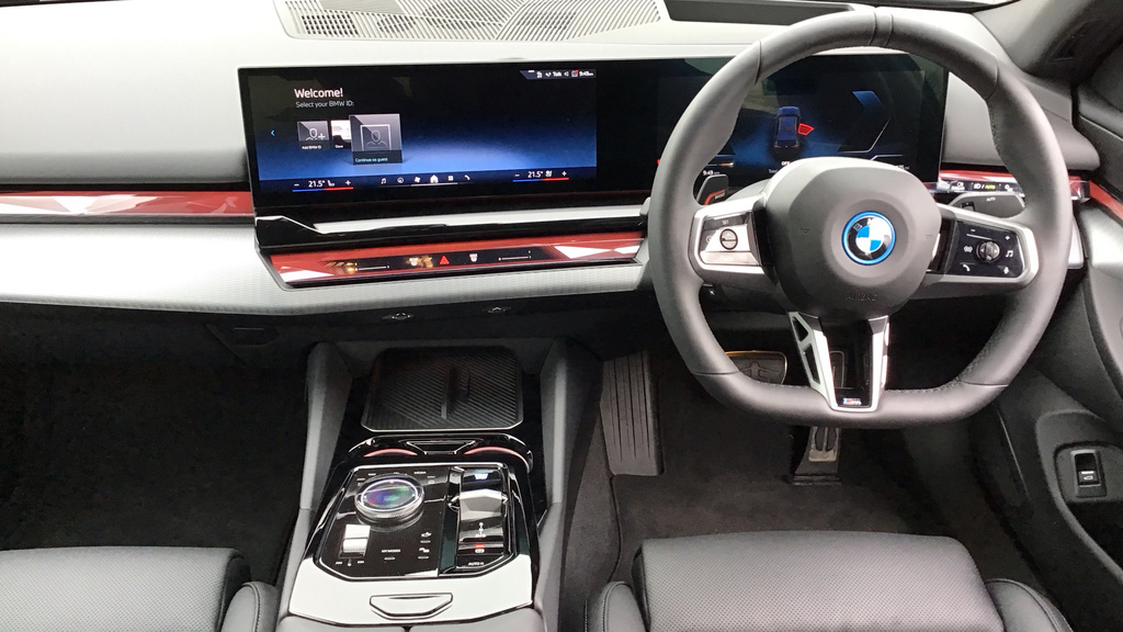 BMW i5 Saloon Grey #4