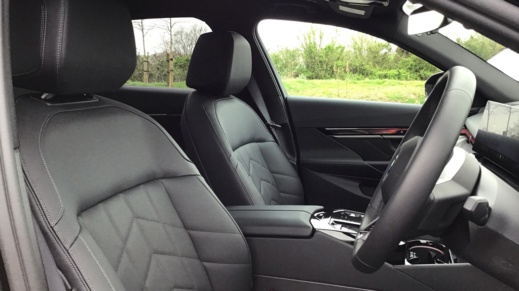 BMW i5 Saloon Grey #11
