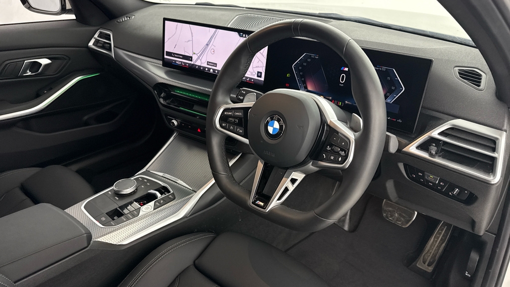 BMW 3 Series Saloon White #6