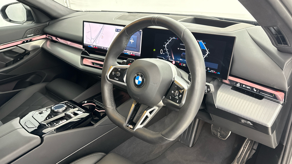 BMW 5 Series Estate Grey #6