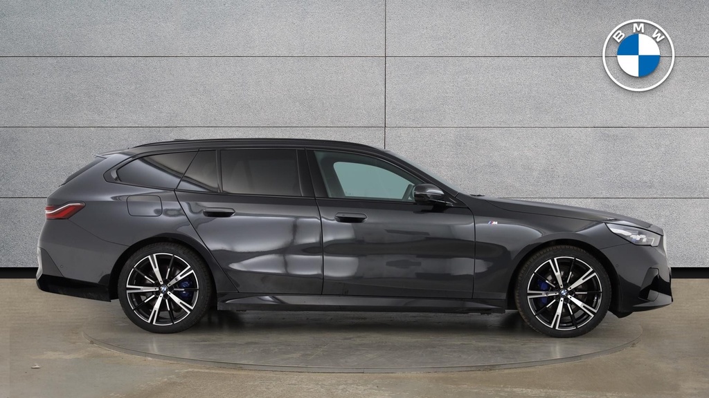 BMW 5 Series Estate Grey #3
