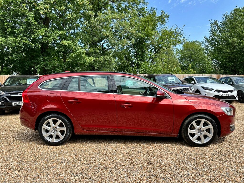 Volvo V60 2.0 D4 Se Geartronic Euro 5 Ss Red #3