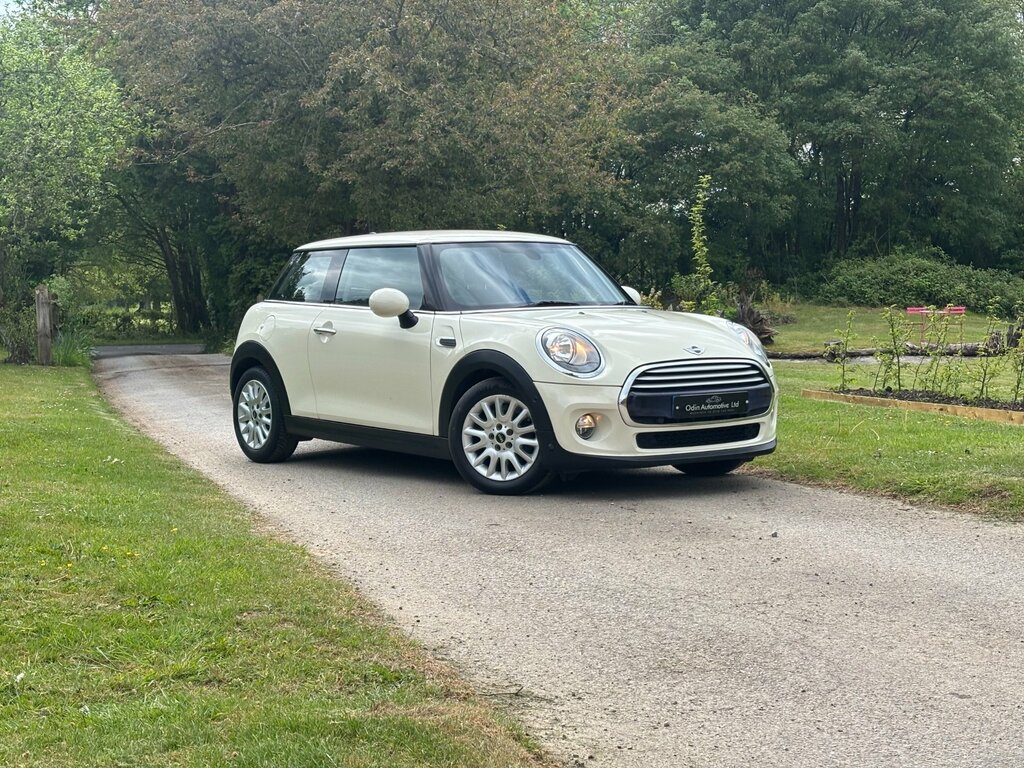 Mini Hatch 1.5 Cooper Hatchback Euro 6 Ss PF15XZA White #4
