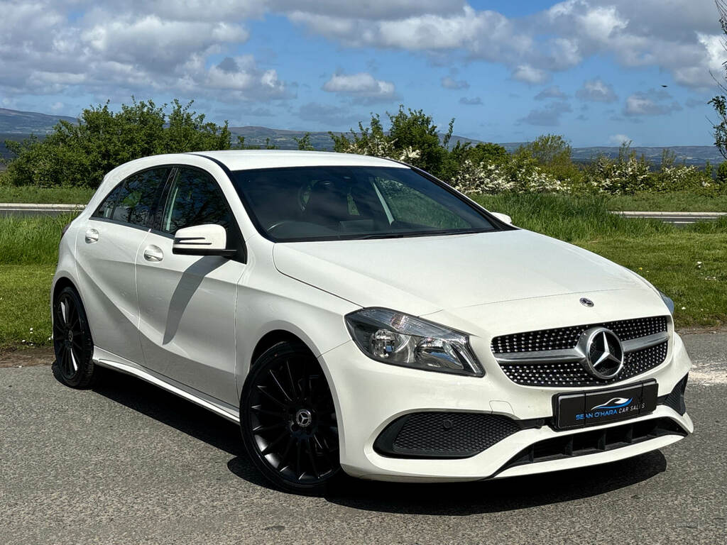 Mercedes-Benz A Class A180d Amg Line WG67FKO White #2