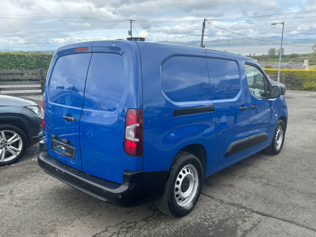 Citroen Berlingo 1.6 Bluehdi 950Kg Worker 100Ps Start Stop WD19NFC Blue #4