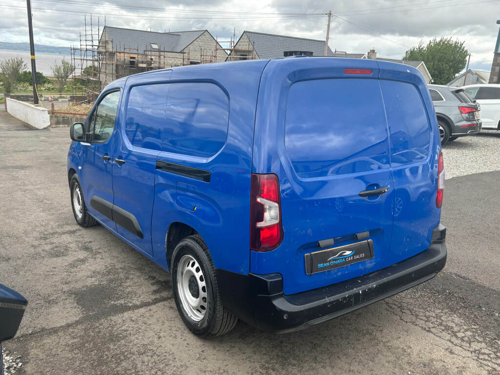 Citroen Berlingo 1.6 Bluehdi 950Kg Worker 100Ps Start Stop WD19NFC Blue #3
