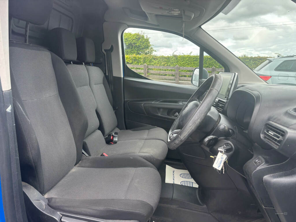 Citroen Berlingo 1.6 Bluehdi 950Kg Worker 100Ps Start Stop WD19NFC Blue #5